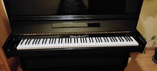 Čajkovski klavir