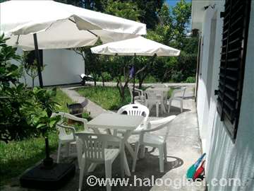 Crna Gora, Budva, kod plaže Jaz, apartman
