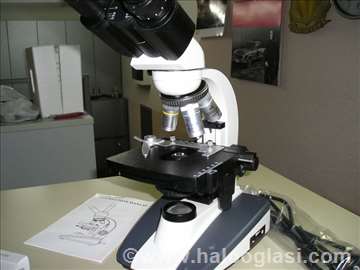 Binokularni mikroskop