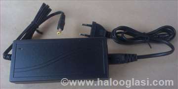 Naponski adapter 12 v 5  A, sa 220 V AC, na 12 V