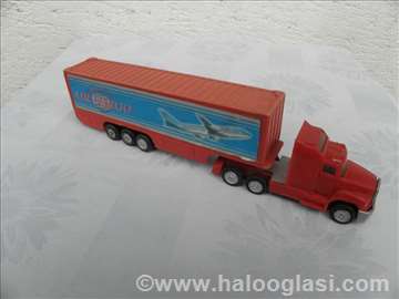 Kamion Kenworth sa prikolicom,1:87,