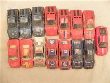 Burago Ferrari,1:43,15 + 1kom.