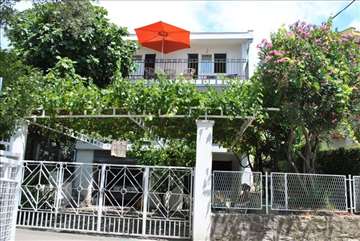 Šušanj, apartman - sprat kuće