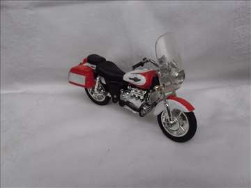 Motor Honda Valkyrie, 1:18 (fali nogica)