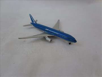 Avion Maisto Boing 777-200, Kina, očuvan, metal 