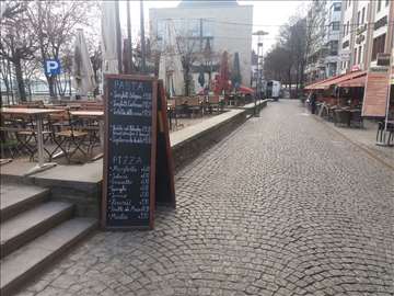 Warum hat jedes Restaurant und Cafe in Deutschland