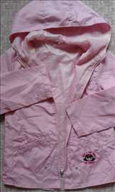 Roze jakna za kišu, vetar, nova