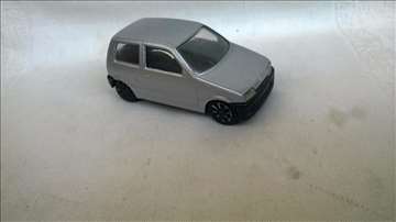 Burago Fiat Cinqvecento ,1:43. China, prefarban