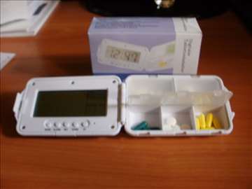 Kutija za lekove sa satom i alarmom