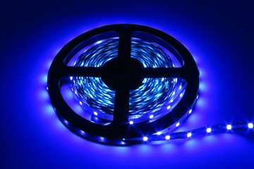 Plava LED traka, 5 metara, 12v - novo