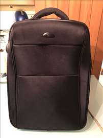 Kofer br.9 crni, uvoz Svajcarska Dimenzije : 50x35