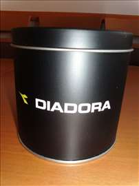 Satovi Diadora, Avon
