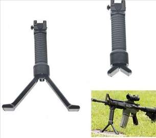 Takticka rucica sa nozicama