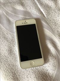 iPhone 5 beli kao nov