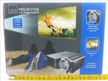 Mini LED Projektor-VGA,AV, SD, USB, HDMI