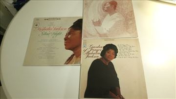 Tri LP - a Mahalije Džekson