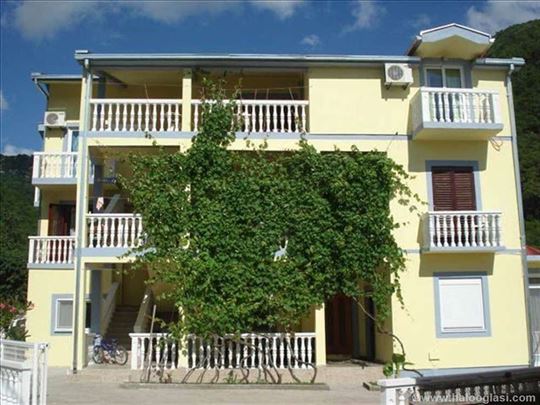 Crna Gora, Jaz, apartman