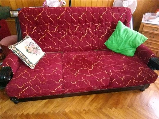 Super očuvan, udoban Simpo kauč - krevet 