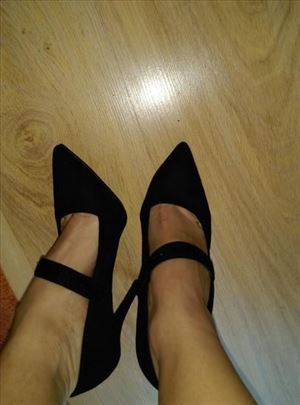 Nove Graceland cipele 37