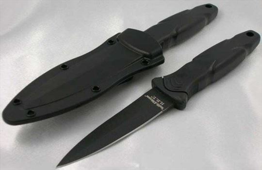 Smith & Wesson H.R.T. nož