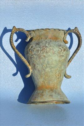 Rim, posuda od ostave rimskog novca, bronza