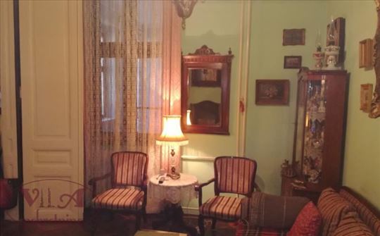 Novi Sad, Centar, Lep salonski stan u strogom cent