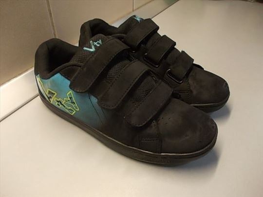 " VTY " patike cipele poznatog proizvođača