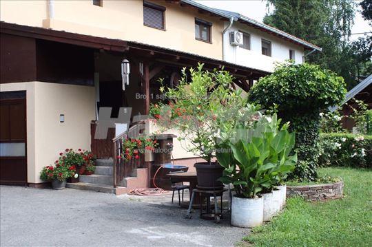 Izdajem sobu Zemun