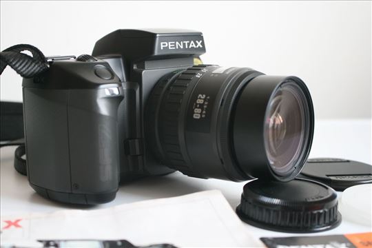  Pentax SF7 i Pentax-F zoom 28-80mm3.5-4.5 Macro 