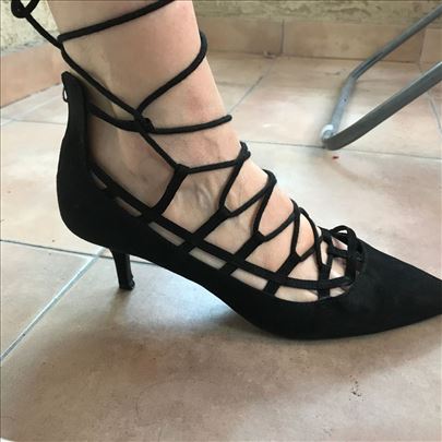 Zara ženske elegantne cipele veličina 39
