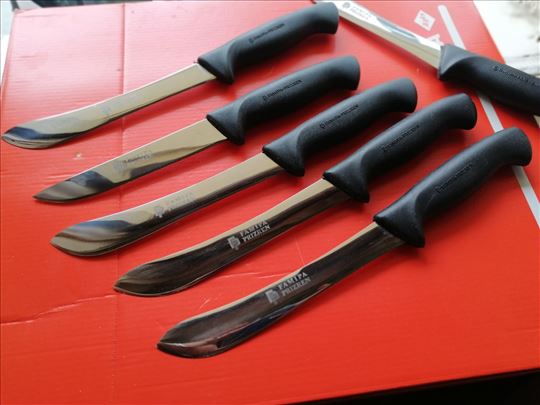 Famipa Prizren mesarski nož derac