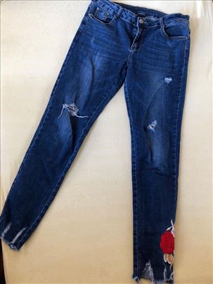 Prodajem moderne farmerke