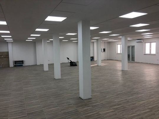Zemun, Batajnički drum, kancelarije 350m2