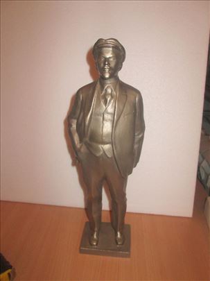 Figura Lenjina, visine 35cm