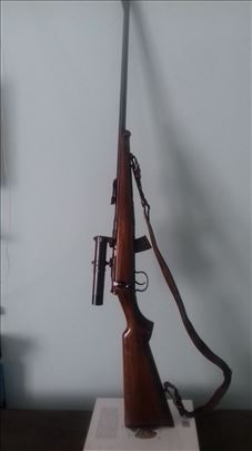 Lovacka MK puska ,,Zbrojovka,, kal22 sa optikom