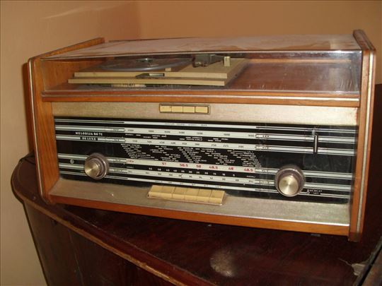 Radio sa gramafonom