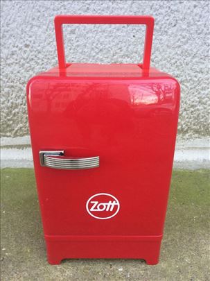Mini frizider TraXon 12- 220 v - extraa