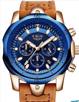 Braon plavi sat sa hronometrima i ojačanim kaišem