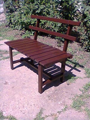 drvena klupa-sniženo