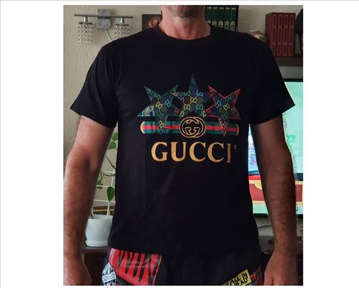 Gucci top majica, apsolutni hit,snizeno,vel. XS/48