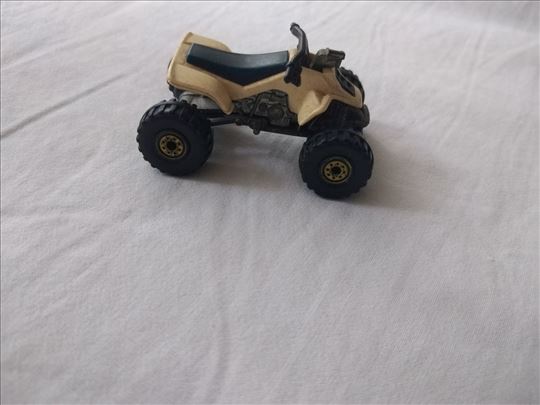 Hot Wheels Quad metalni 5 cm, očuvan