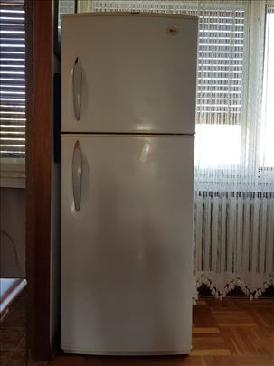 Kimbinovani frižider LG 373 L