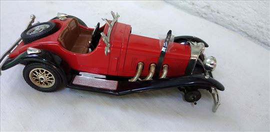 Burago Mercedes SSK, 1:24,nekompletan 
