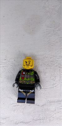 Lego figurica nekompletna