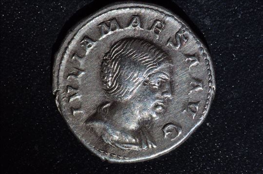 Rim denar carice Julije Maeze