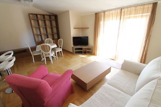 LUX 3.0 stan, garaža, Vračar! ID 7003