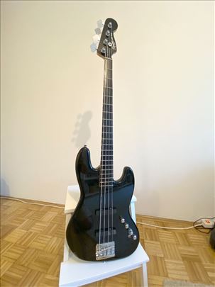 Squier by Fender Deluxe Jazz Bass IV Active, Black