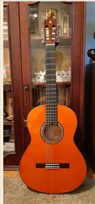 Alhambra 4F Flamenco Classical Guitar - prodaja