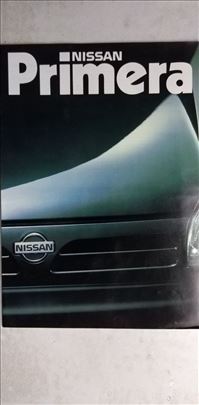 Prospekt Nissan Primera. 30cm, 8 strana, očuvan