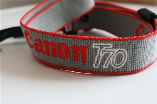 Canon T70 kais